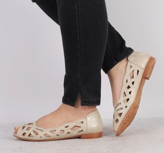 Złote baleriny damskie ażurowe czółenka płaskie Jezzi