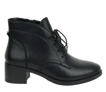 Czarne skórzane botki damskie niskie garniturowe na niskim obcasie Jezzi