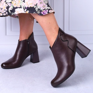 Bordowe skórzane półbuty damskie na obcasie jesienne ocieplane Jezzi